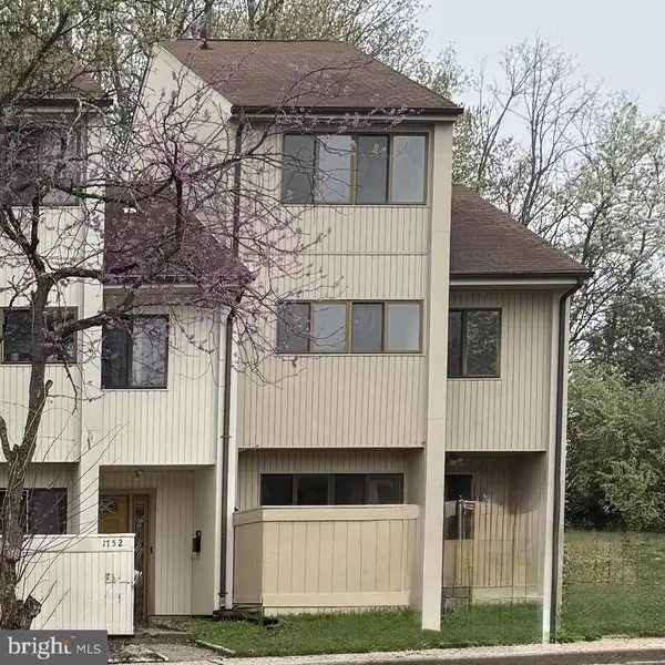 1750 Powder Horn Ter, WOODBRIDGE, VA 22191