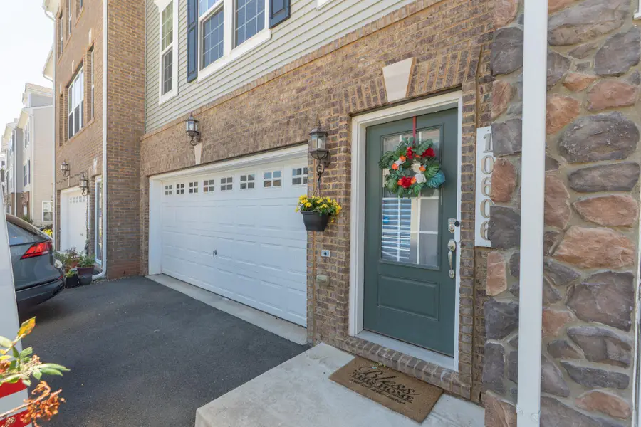 10606 Hinton Way, Manassas, VA 20112 - #2
