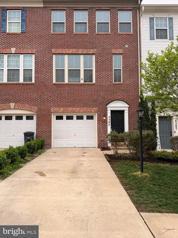 4505 Potomac Highlands Cir, TRIANGLE, VA 22172