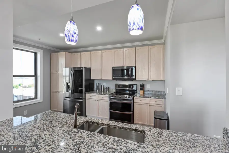 485 Harbor Side St #914, Woodbridge, VA 22191 - #3