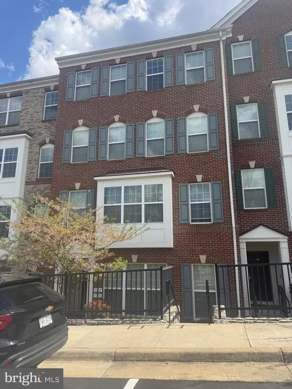 15360 Kensington Park Dr, WOODBRIDGE, VA 22191