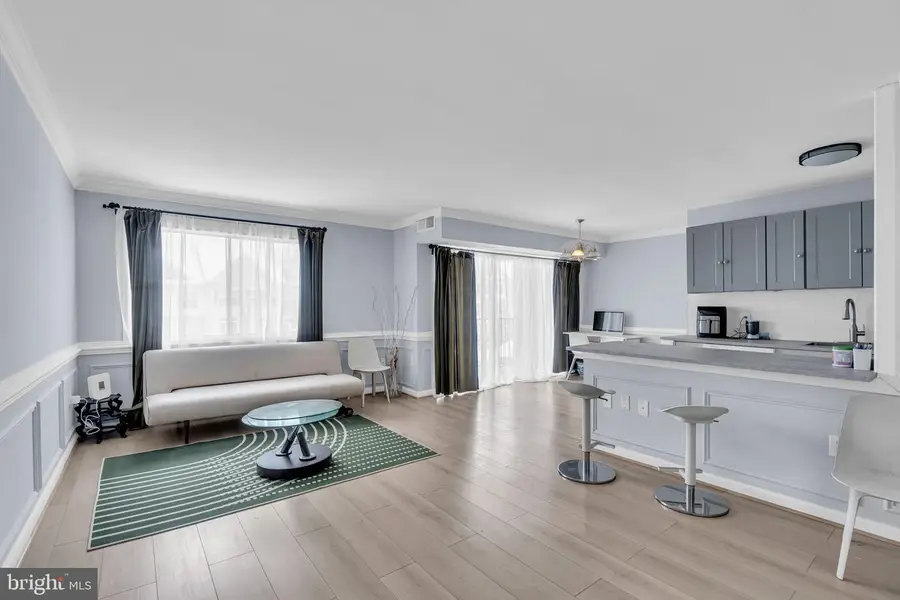 1550 Renate Dr #301, Woodbridge, VA 22192 - #3