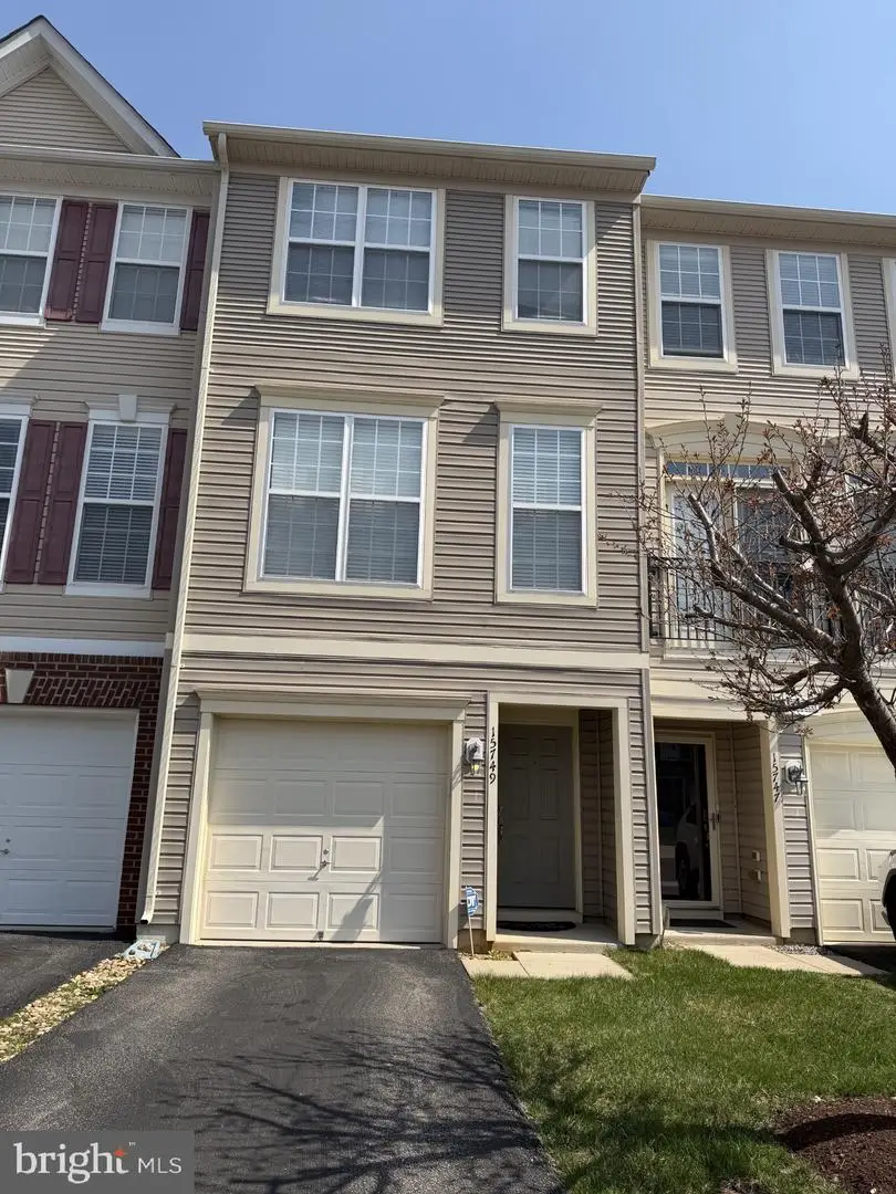 15749 John Diskin Cir #100, Woodbridge, VA 22191 - #1
