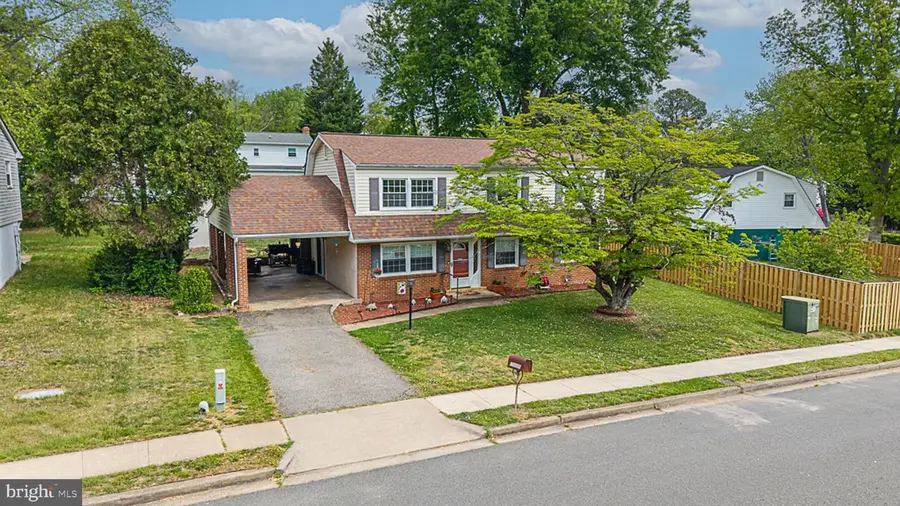 13026 Kingswell Dr, Woodbridge, VA 22193 - #2