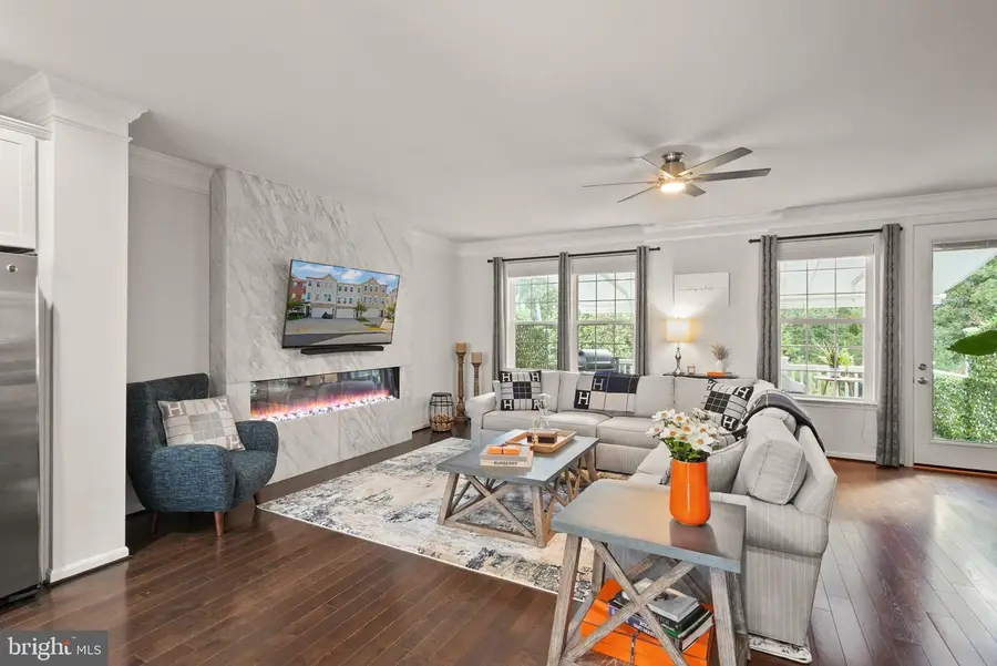 6851 Bryson Cir, Haymarket, VA 20169 - #2