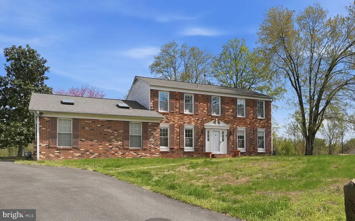 10757 Tullamore Ct, Manassas, VA 20111 - #1