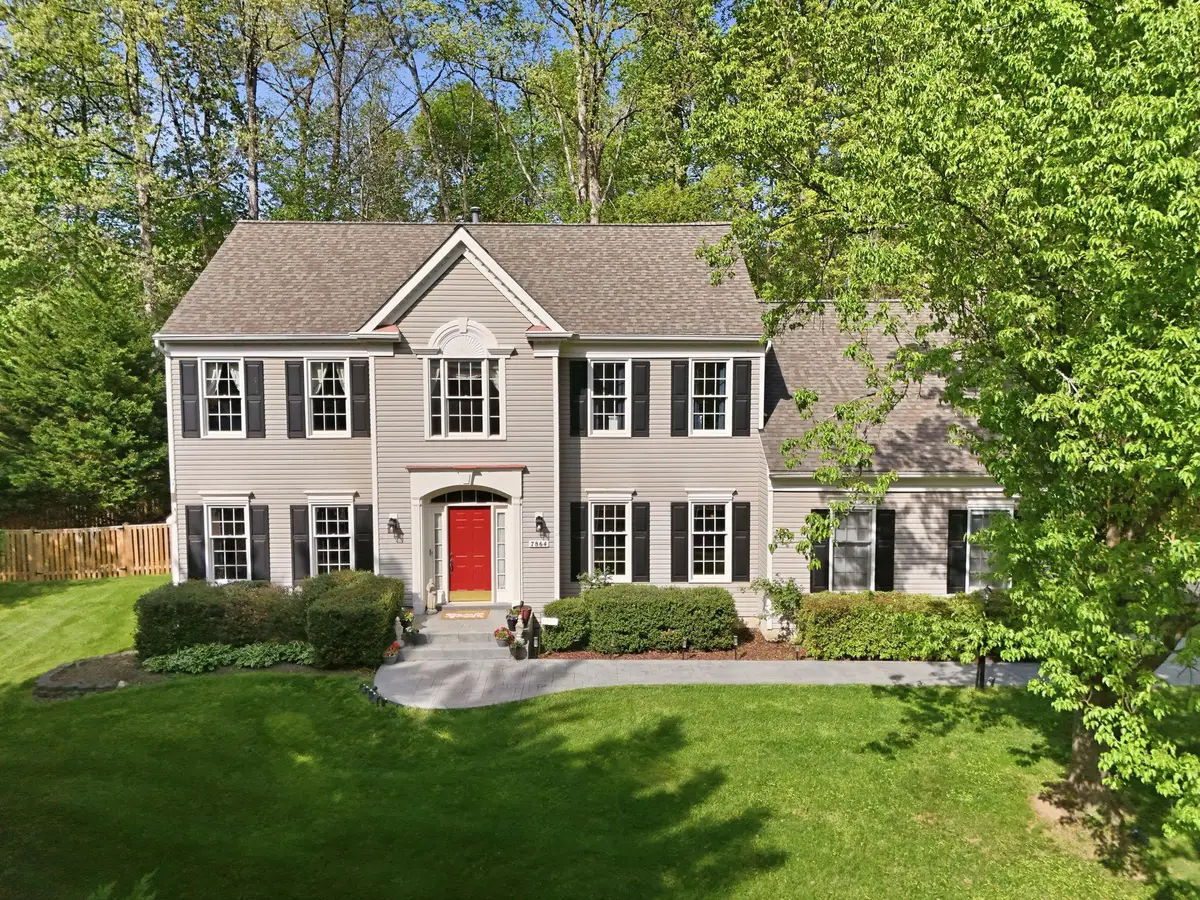 7864 Meadowgate Dr, Manassas, VA 20112 - #1