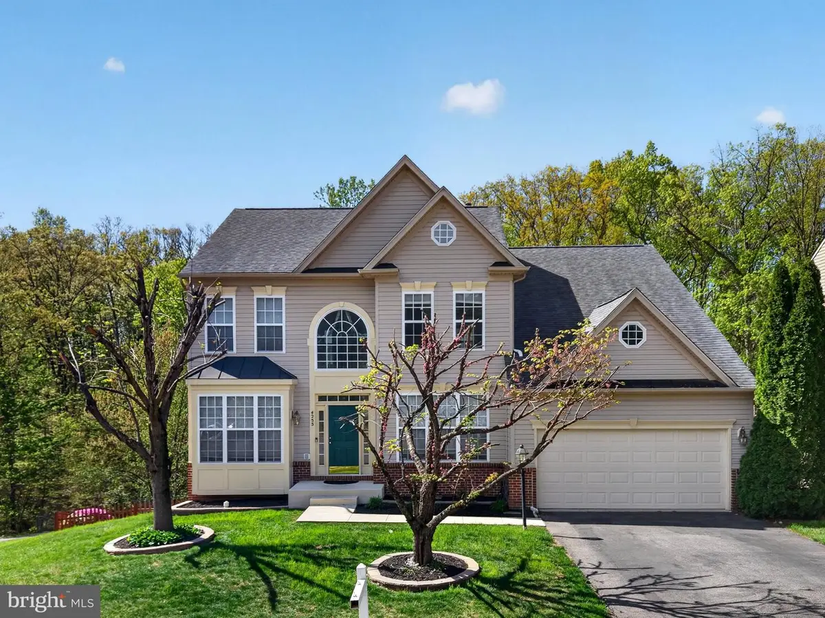 4255 Pemberley Ct, Woodbridge, VA 22193 - #1
