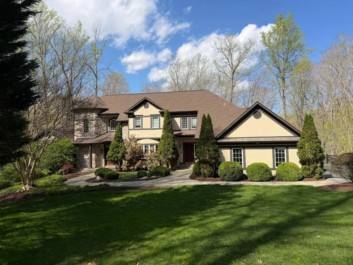 7972 Pinnacle Ridge Dr, Manassas, VA 20112 - #1