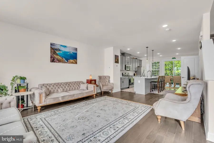 6137 Camerons Ferry Dr, Haymarket, VA 20169 - #3