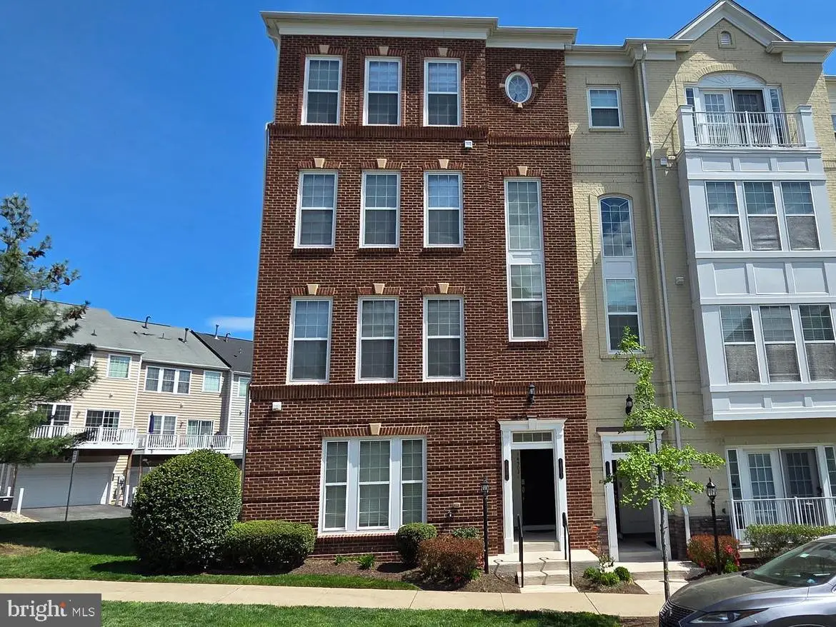 14501 Barkham Dr, Woodbridge, VA 22191 - #1