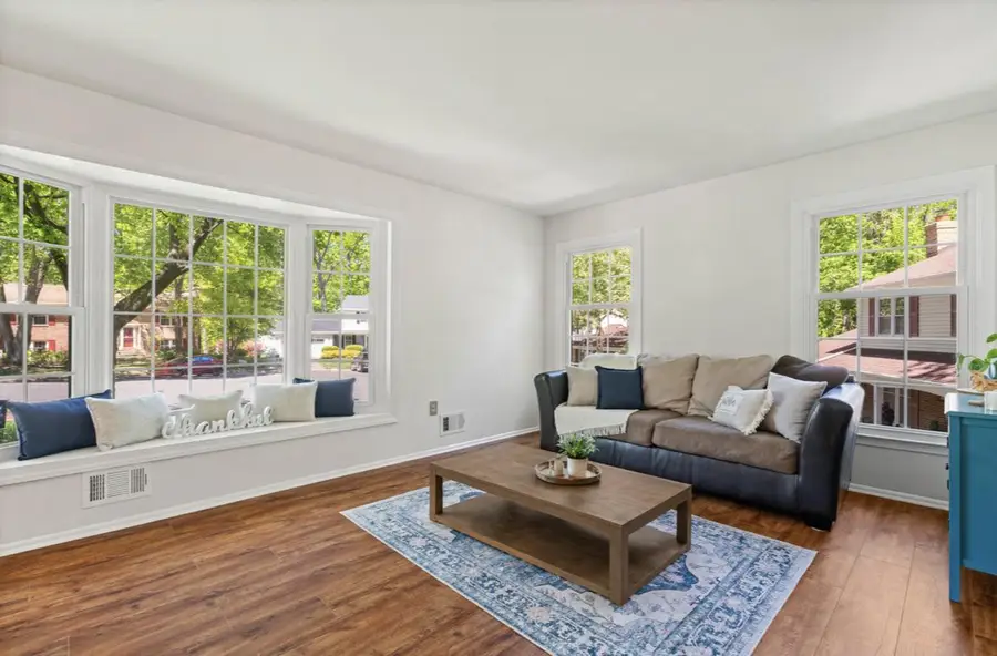 11973 William And Mary Cir, Woodbridge, VA 22192 - #3