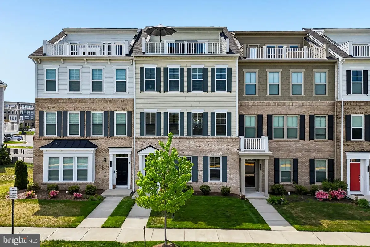 17139 Branched Oak Rd, Dumfries, VA 22026 - #1