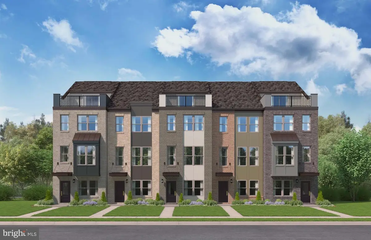 3738 District Dr, Woodbridge, VA 22193 - #1