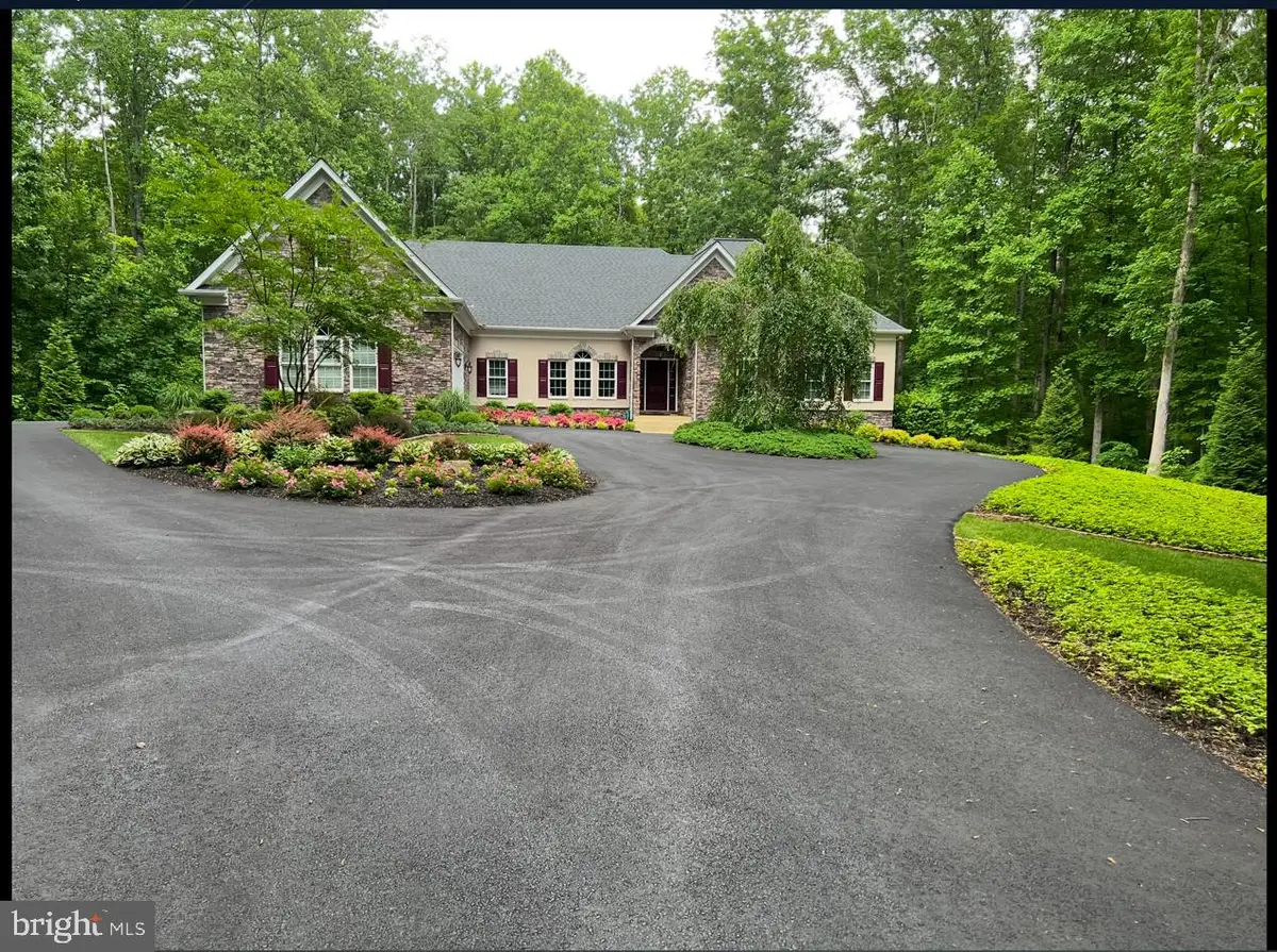 14235 Bristow Rd, Nokesville, VA 20181 - #1