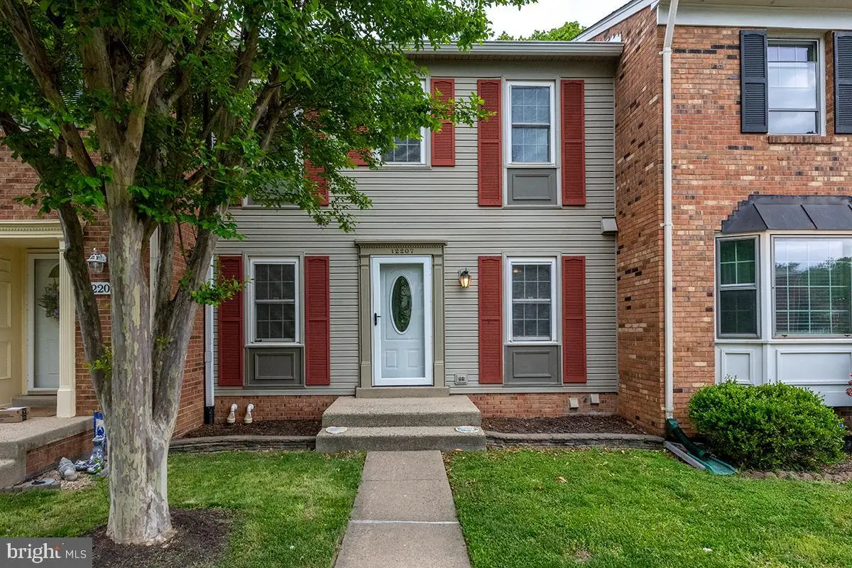 12207 Cinnamon St, Woodbridge, VA 22192 - #1