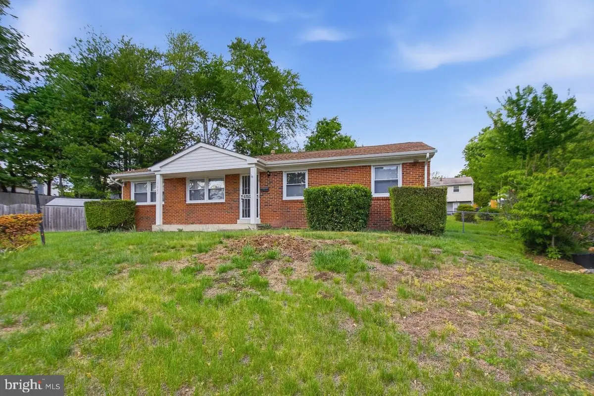 13002 Kolman Ct, Woodbridge, VA 22193 - #1