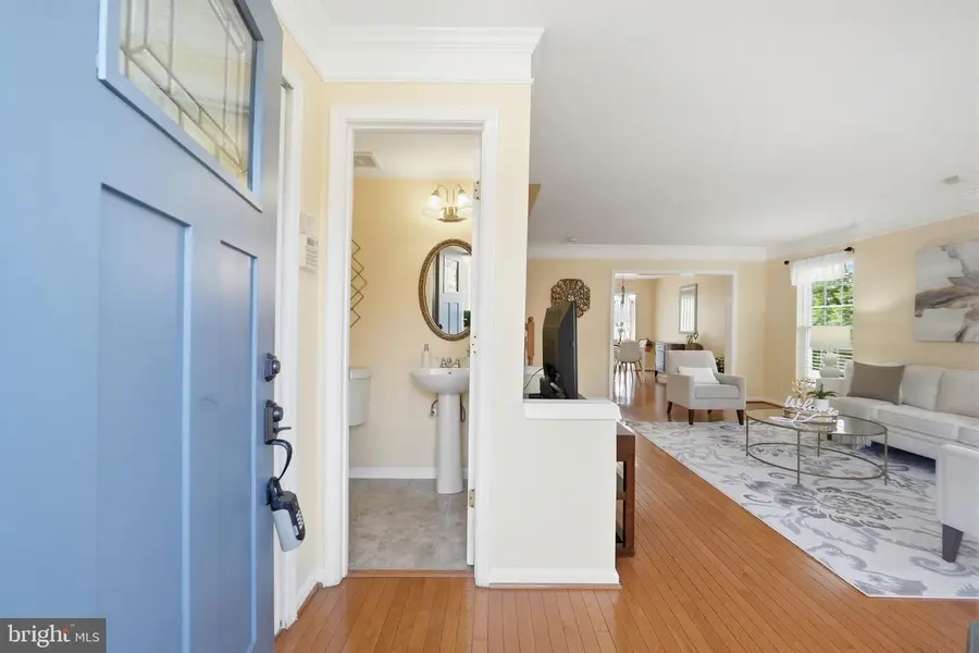 3940 Brickert Pl, Woodbridge, VA 22192 - #2