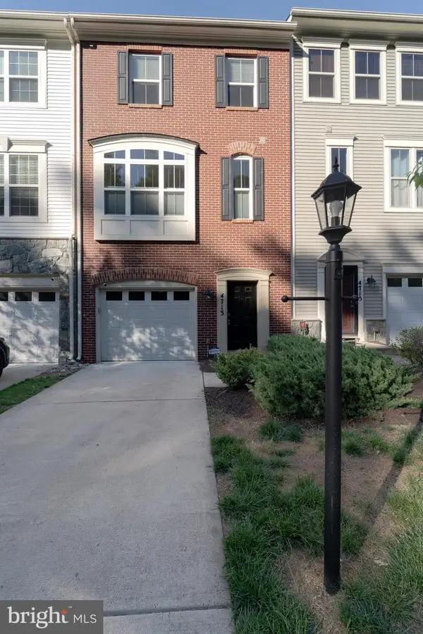 4713 Potomac Highlands Cir, TRIANGLE, VA 22172