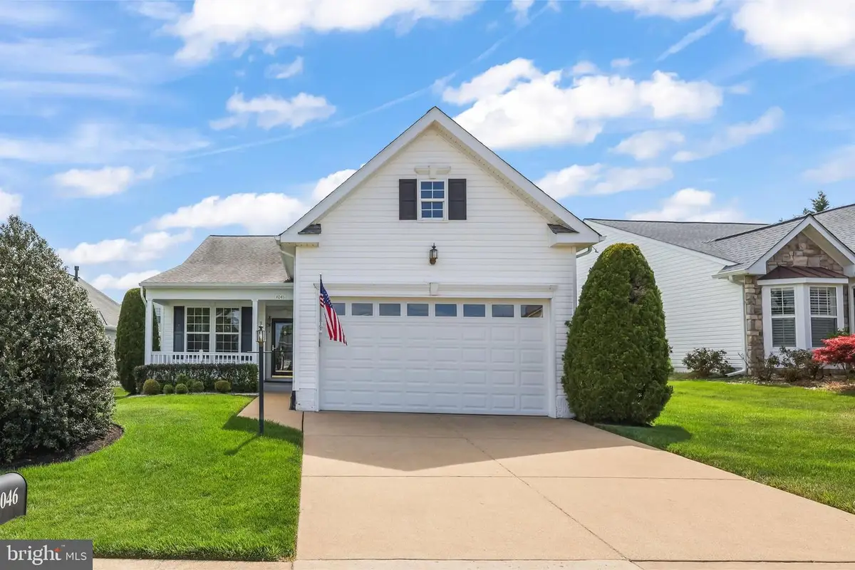 4046 Lunar Eclipse Dr, Dumfries, VA 22025 - #1