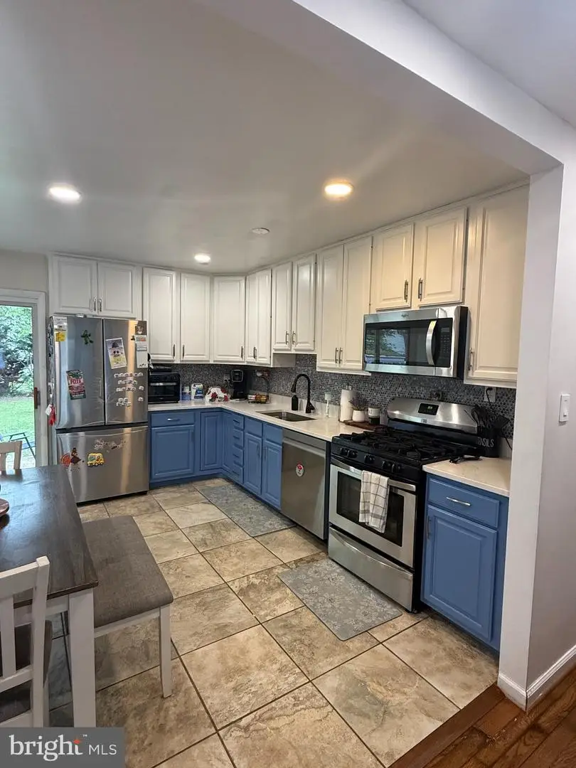4125 Gardensen Dr, Woodbridge, VA 22193 - #2
