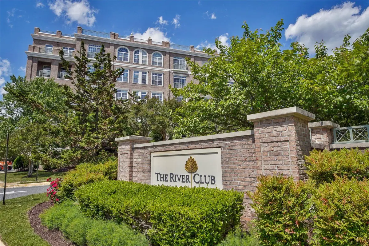 820 Belmont Bay Dr #303, Woodbridge, VA 22191 - #1