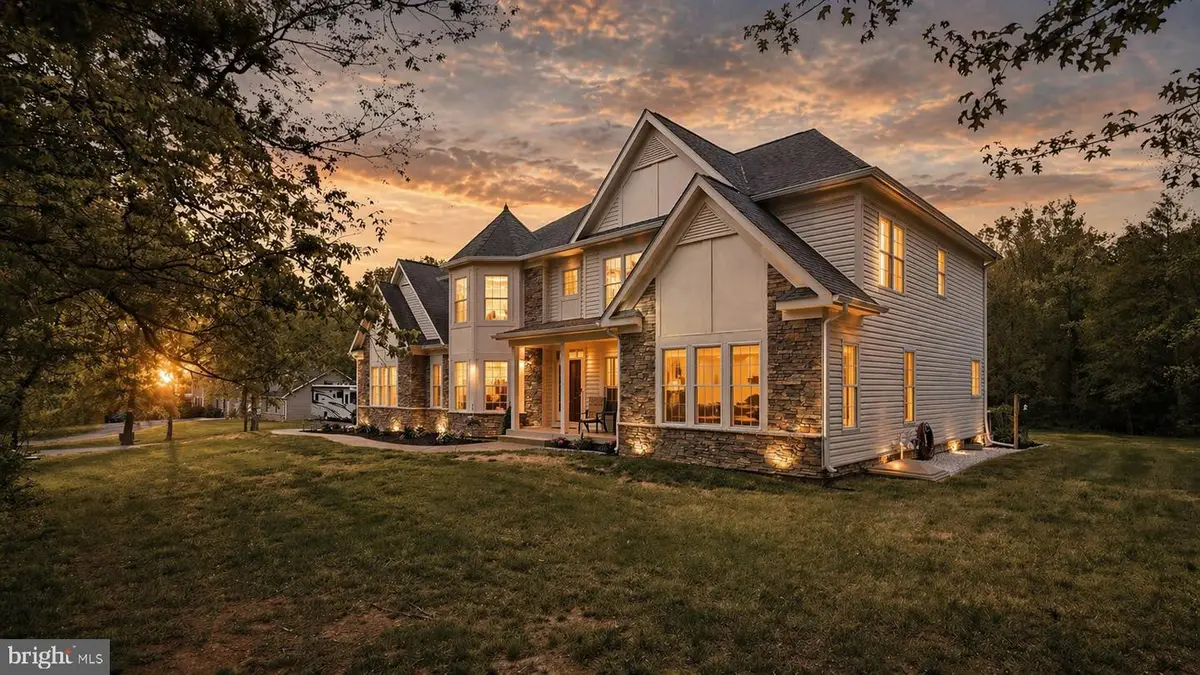 15613 Thoroughfare Rd, Gainesville, VA 20155 - #1