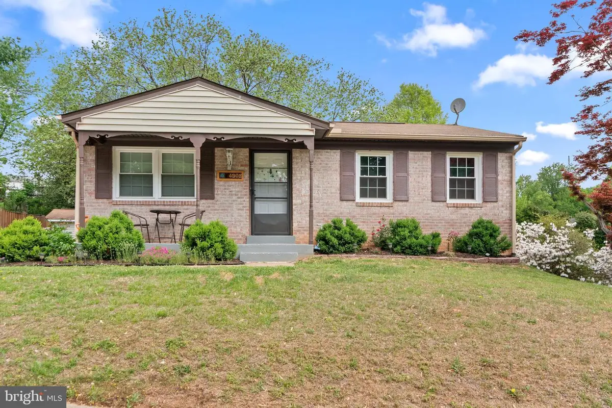 4962 Linsey Ct, Woodbridge, VA 22193 - #1
