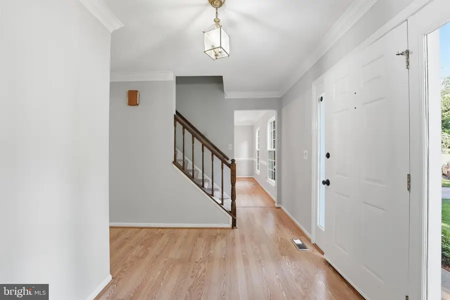 4690 Abbott Ct, Woodbridge, VA 22193 - #2