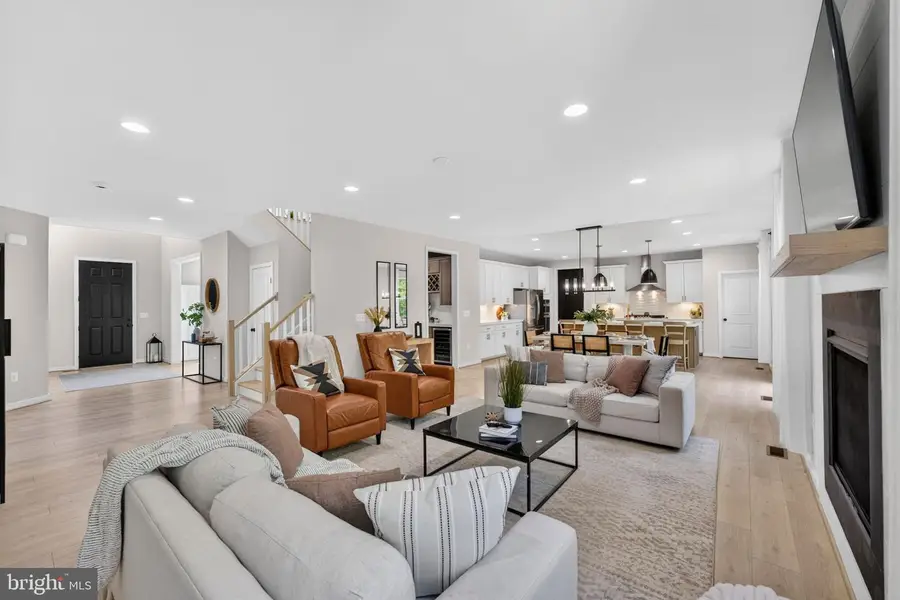 15055 Fallen Oaks Pl, Gainesville, VA 20155 - #2