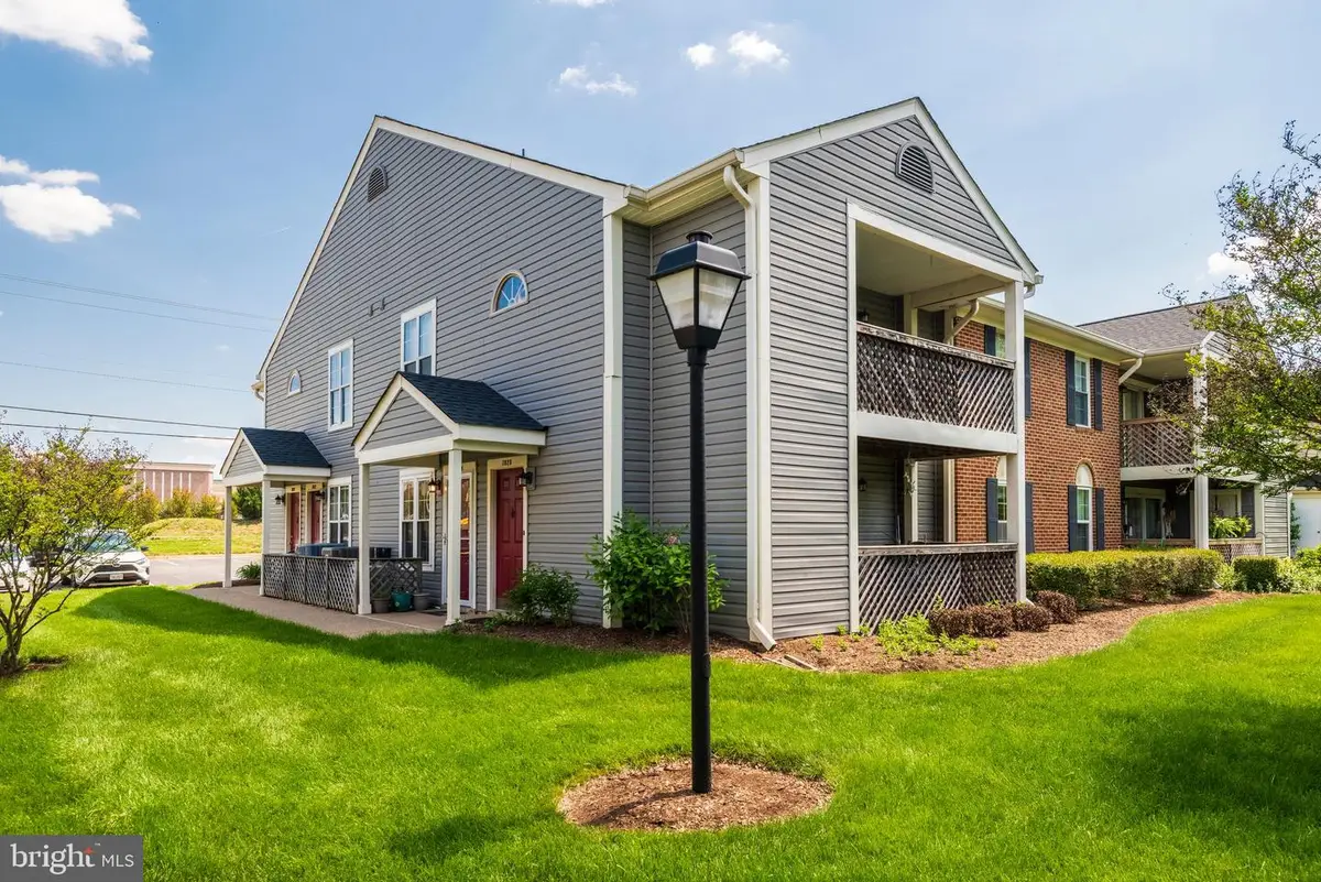 7824 Waverley Mill Ct, Gainesville, VA 20155 - #1