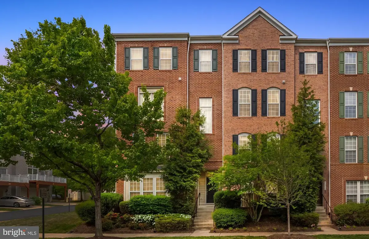 2111 Abbottsbury Way, Woodbridge, VA 22191 - #1