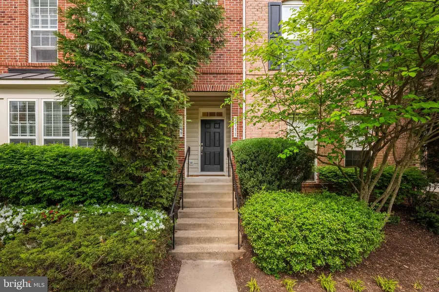 2111 Abbottsbury Way, Woodbridge, VA 22191 - #2