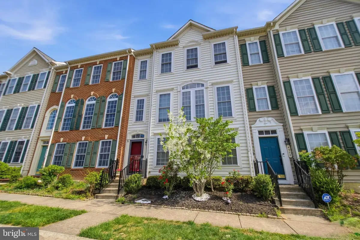4904 Dashiell Pl, Woodbridge, VA 22192 - #1
