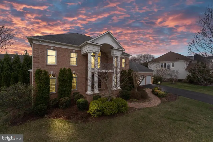 8382 Pedigrue Ct, Gainesville, VA 20155 - #2