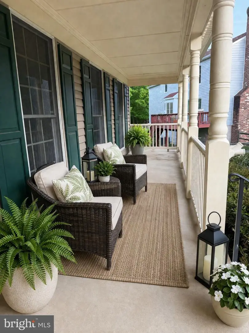 14583 Estate Dr, Woodbridge, VA 22193 - #2