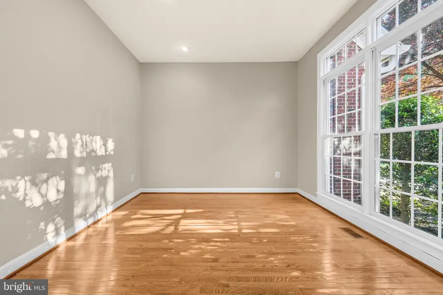 11019 Bacon Race Rd, Woodbridge, VA 22192 - #3
