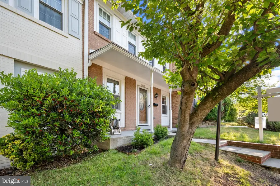 1430 Deerfield Ln, Woodbridge, VA 22191 - #2