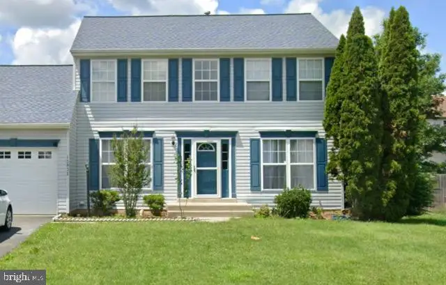 13832 Regal Ct, Woodbridge, VA 22193 - #1