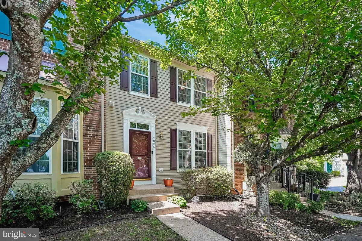 7025 Manahoac Pl, Gainesville, VA 20155 - #1