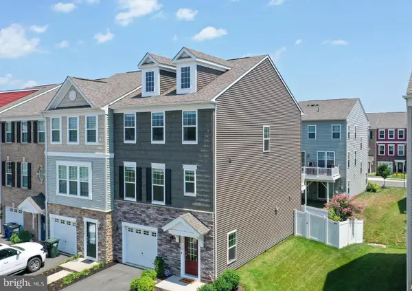10739 Caledonia Meadow Dr, MANASSAS, VA 20112