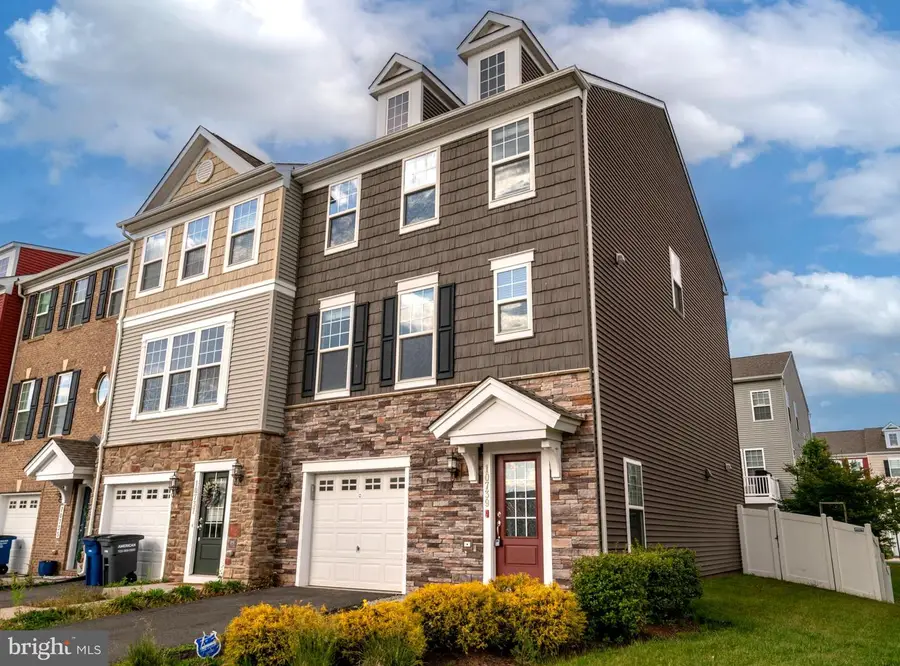 10739 Caledonia Meadow Dr, Manassas, VA 20112 - #2