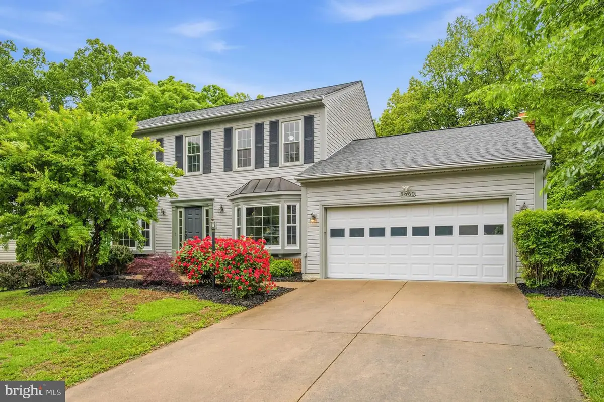 3660 Thomasson Crossing Dr, Triangle, VA 22172 - #1
