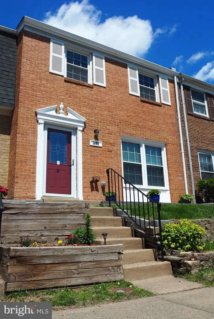 3809 Port Hope Pt, Triangle, VA 22172 - #3