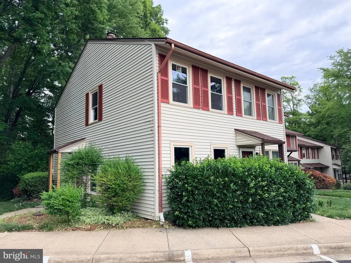 2823 Chablis Cir, Woodbridge, VA 22192 - #1