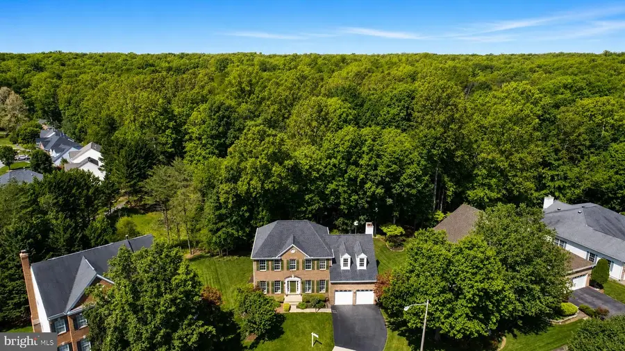 4246 Wiltshire Pl, Dumfries, VA 22025 - #3