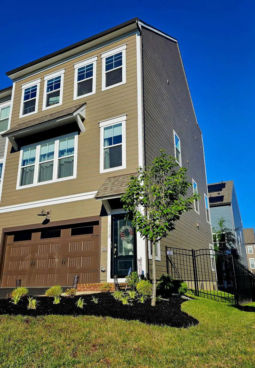 1756 Blue Spruce St, Dumfries, VA 22026 - #1