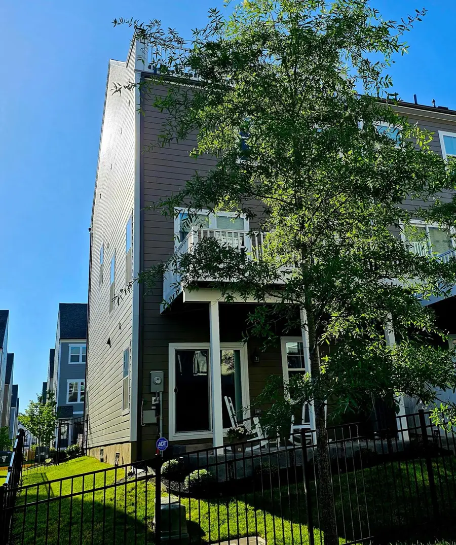 1756 Blue Spruce St, Dumfries, VA 22026 - #3