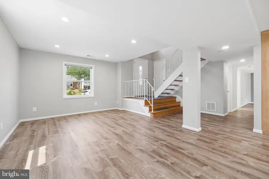 9803 Greenview Ln, Manassas, VA 20109 - #3