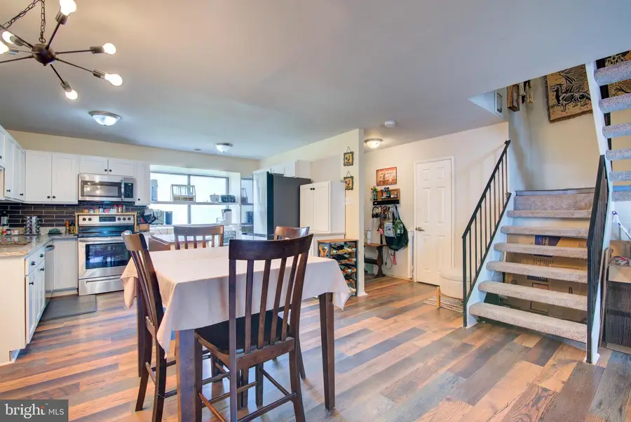 7514 Clemson Ct, Manassas, VA 20109 - #3